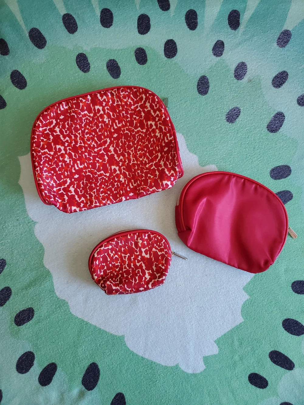 Adrienne Vittadini Red Makeup Pouches - Set Of 3